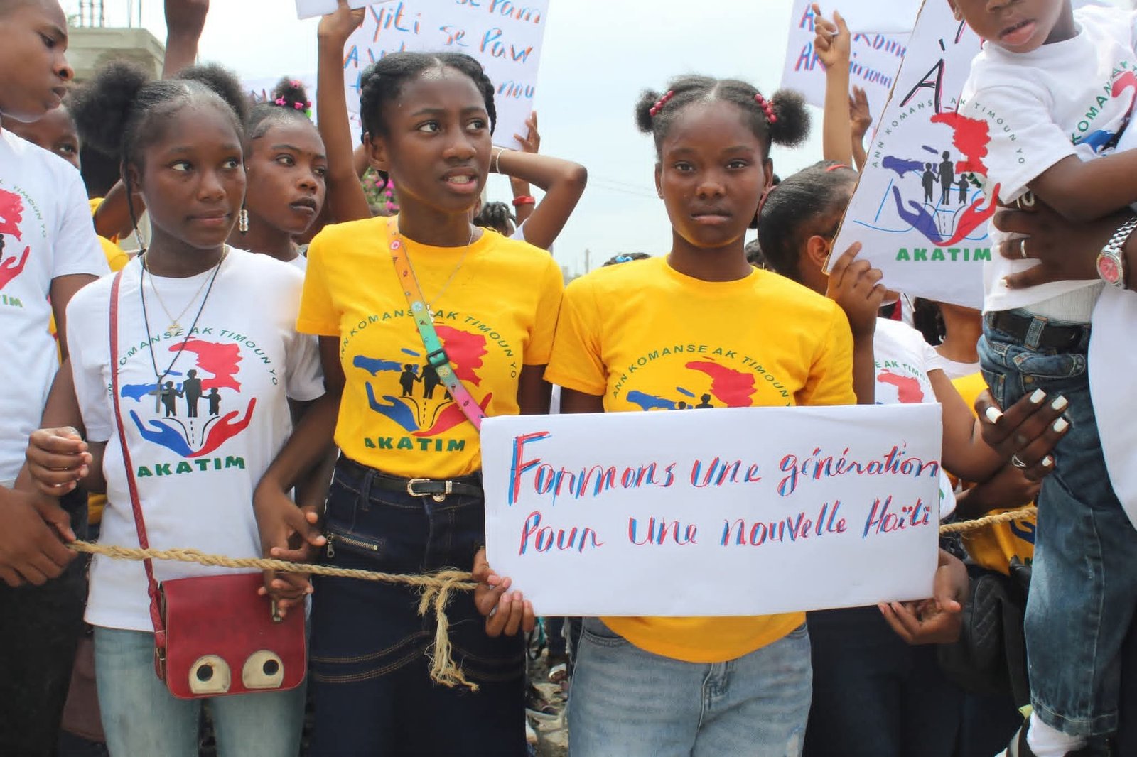 Marche à l'occasion de la journée mondiale contre le travail des enfants juin 2025